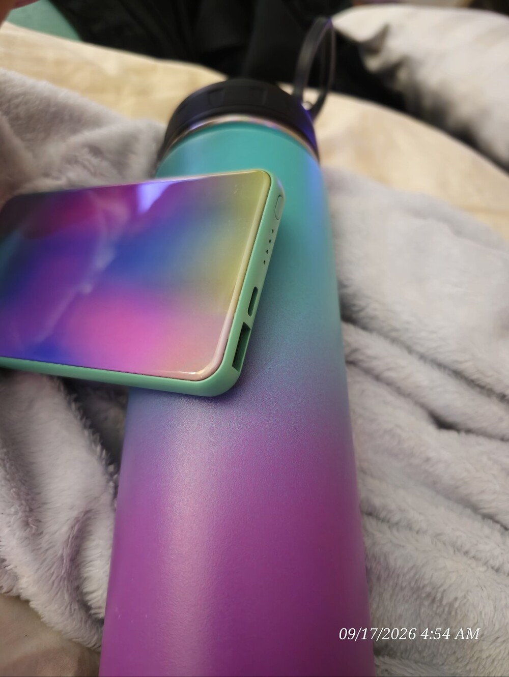 Heyday Power Bank (All Day! Lightweight)Plus FREE matching 24oz DrinC Cooler Cup